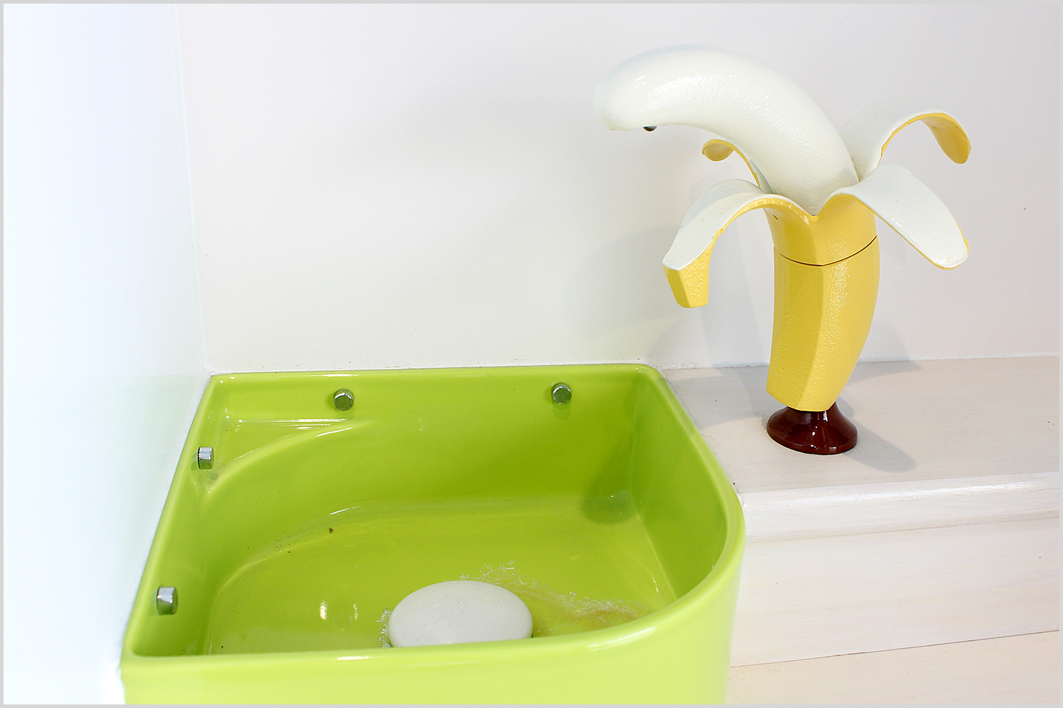 仙台市認可保育園れいんぼーなーさりー田子館の入口手洗い場です